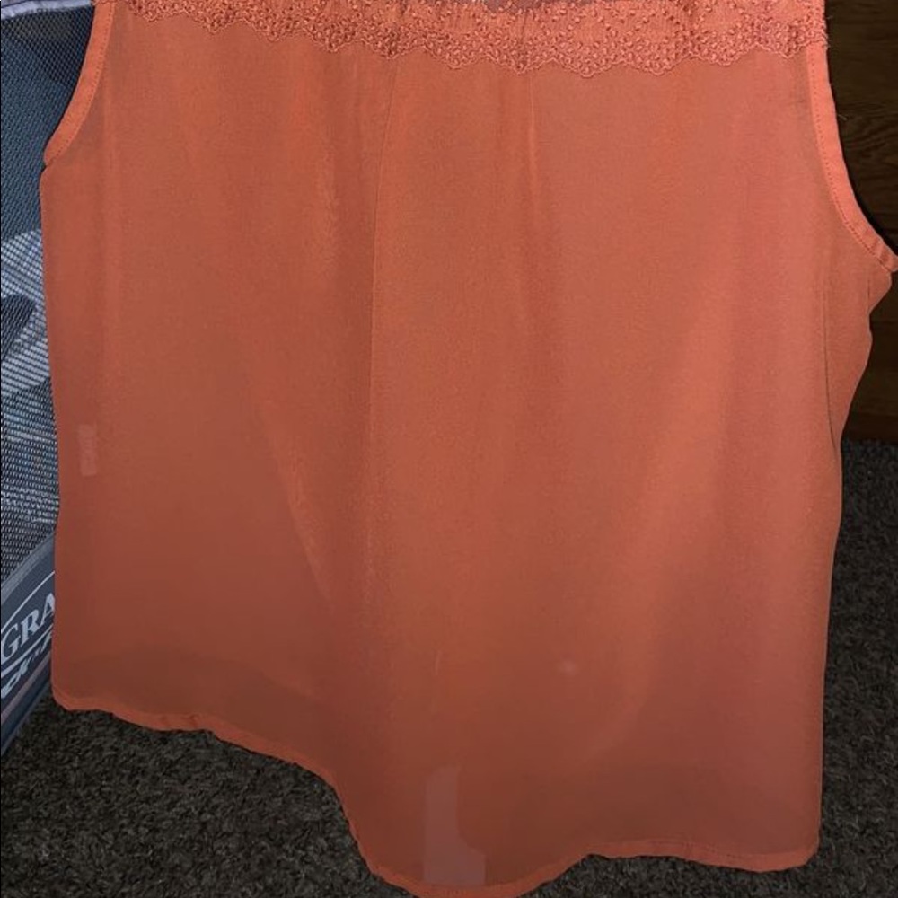 Cute shirt - Picture 2 of 2